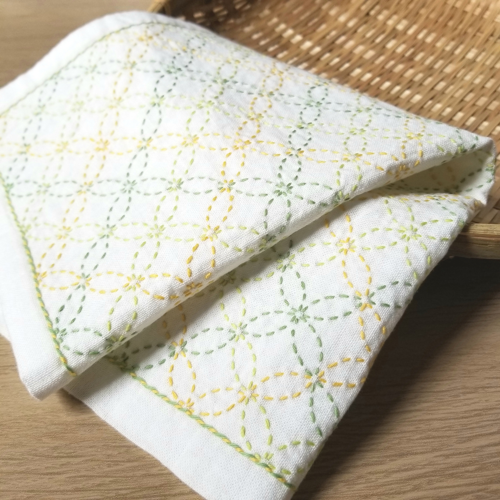 半額SALE/ 刺し子の茶ふきん 3枚セット 七宝つなぎ 花布巾 - キッチン用品 半額SALE/ 刺し子の茶ふきん 3枚セット 七宝つなぎ 花布巾 - キッチン用品