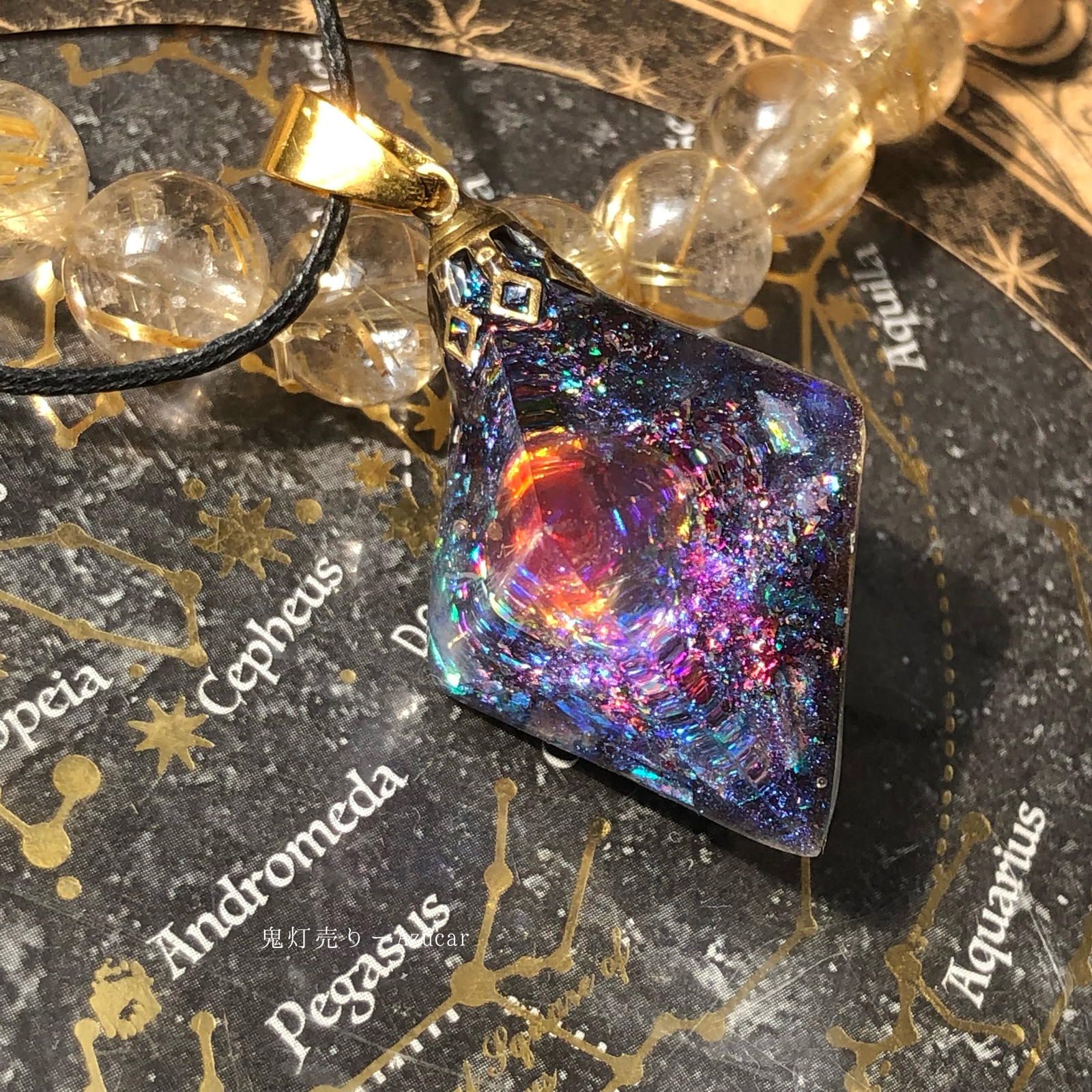 ドラゴンブレスの光を集めて。 オルゴナイト 蓄光 宇宙レジン 八面体