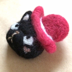おめかし黒猫 ブローチ