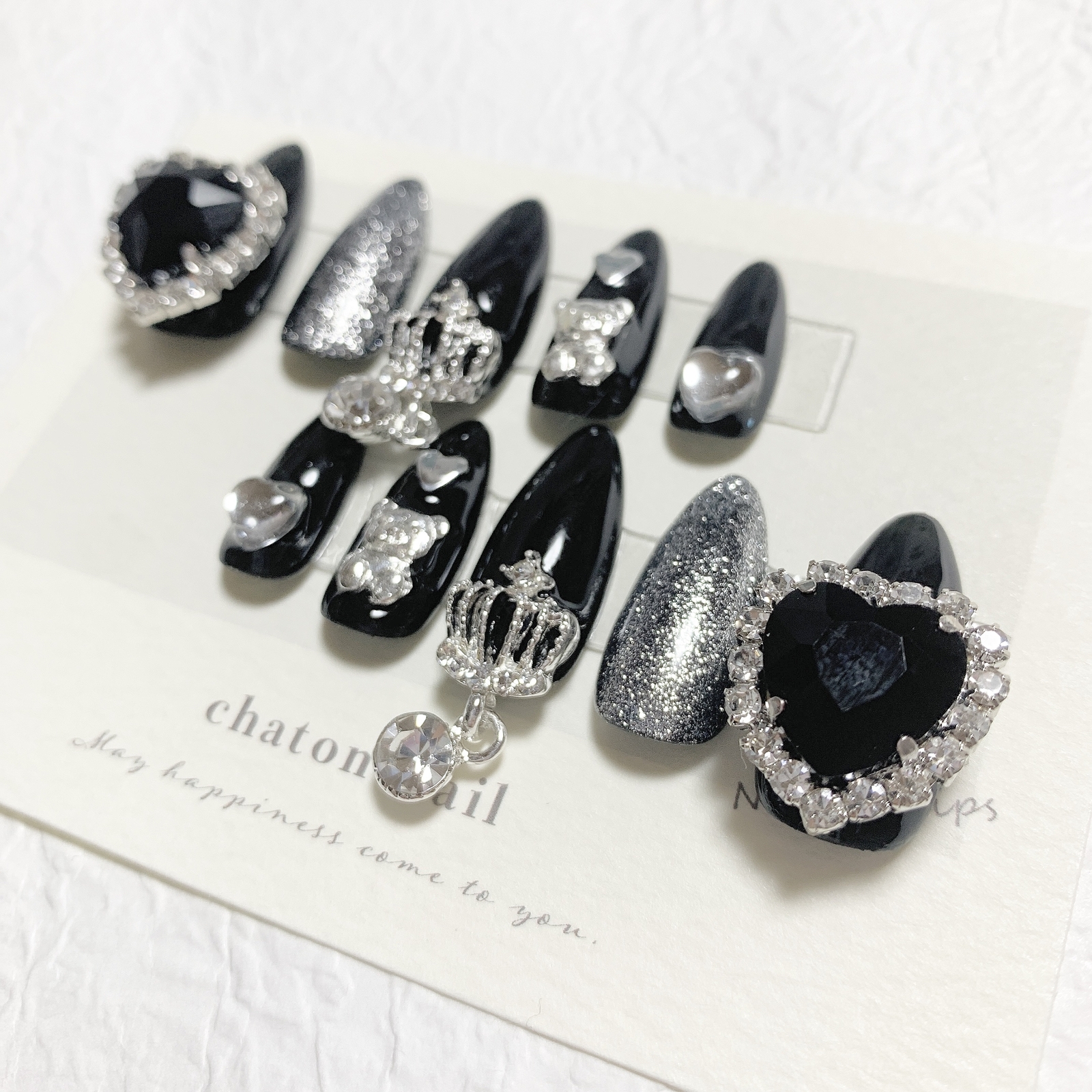 王冠 ネイルチップのハンドメイド 手作り通販 Minne 日本最大級のハンドメイドサイト