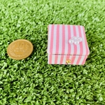 ミニチュアお裁縫箱　(ピンクストライプ)