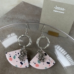 1154.ジオメトリック柄が可愛い✨個性派ピアス❤️ lensa