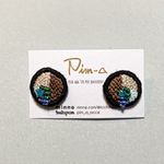 気まぐれ刺繍のピアス(ブルー系)