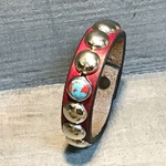 スタッズブレスレット サドルレザー レザークラフト ハンドメイド 手染め 革小物 レザーブレスレット 限定品 新品未使用 即決