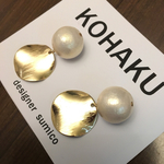 【再再再販】大きなコットンパールとゴールドのピアス（イヤリング）