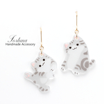 ２匹のねこちゃん(538) ピアス/イヤリング/ノンホールピアス/樹脂ピアス