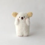 いぬくま　ホワイト　カスタード（1点物）はずかしがりっこ