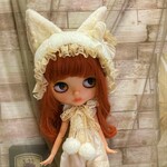 ねこ耳帽子　ボンボンオフホワイト　ブライス