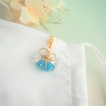 破格SALE✨空色チェコビーズの花束マスクチャーム