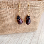 なすピアス