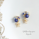 Blue❤︎ゆらゆらフラワー✳︎ビジューピアス✳︎ゴールド繊細フラワー