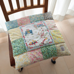 【即納品】レトロアニマル＆花柄　パッチワークお座布団　40cm×40cm　* ラプセニ *