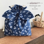 【★10%OFF&送料無料★】5th.anniversary𓂃◌𓈒𓐍巾着ポーチ 〜 ❁︎ネイビー・botanical print❁︎《リボン付き🎀内布付き》