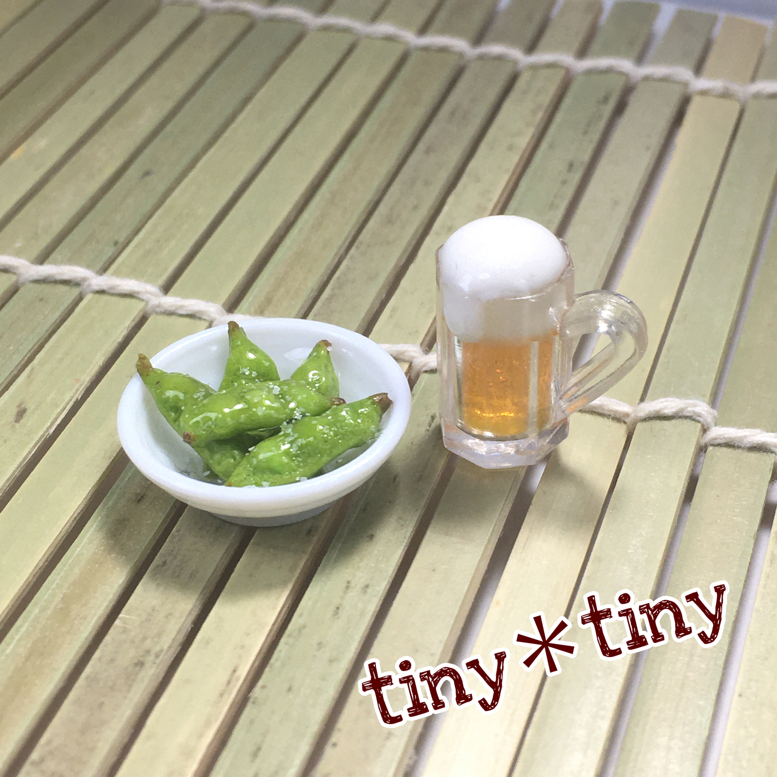 ミニチュア ビールと枝豆セット Tiny Tiny Gallery Minne 国内最大級のハンドメイド 手作り通販サイト
