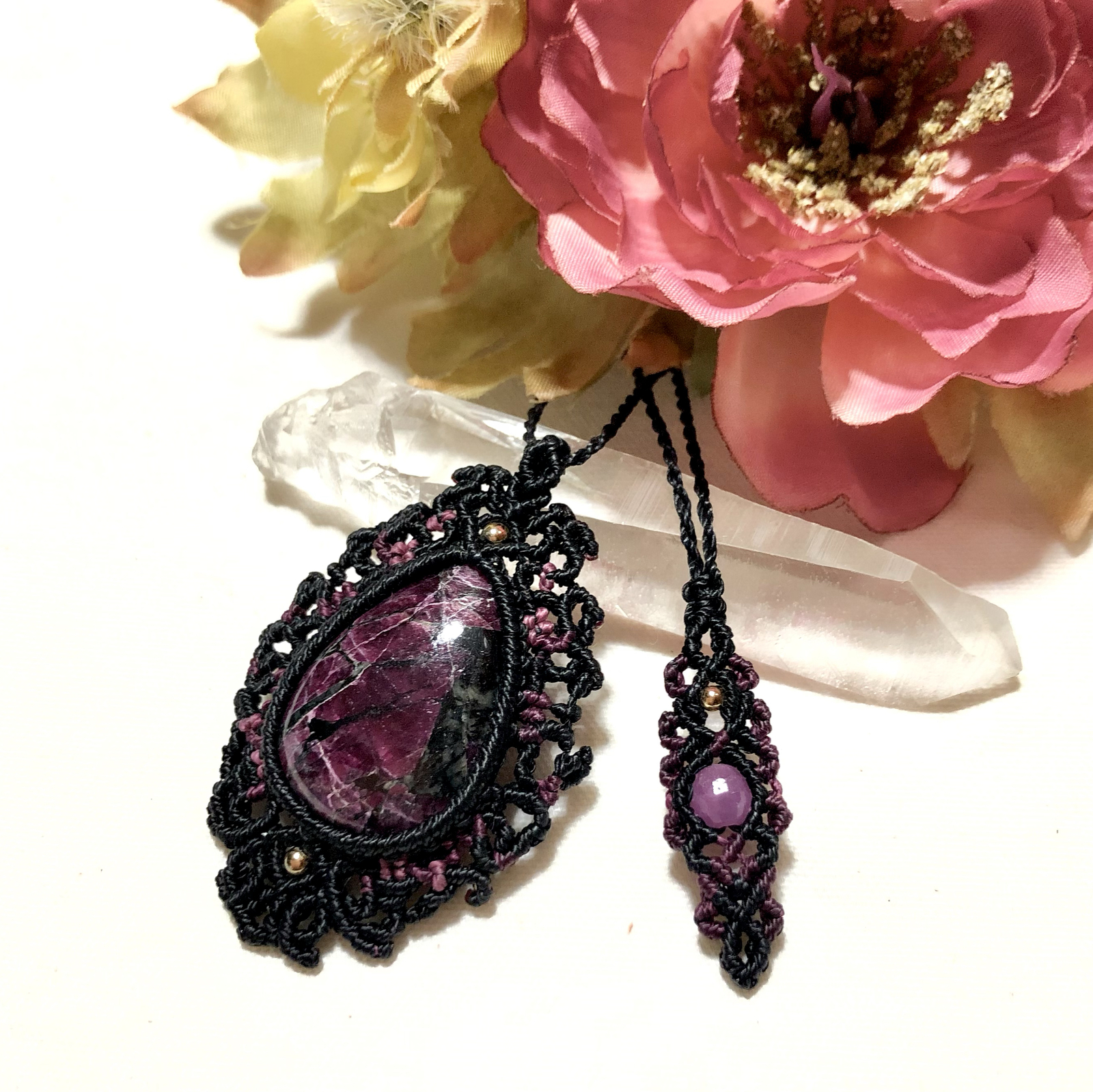 ♥︎︎∗︎*ﾟ〜 papillon de nuit 〜 ユーディアライトのマクラメ 