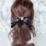 【再販多数】【選べる5色】 ビジュー　たらりん　リボン　シュシュ ヘアゴム　ヘアアクセサリー　リボンゴム　夏