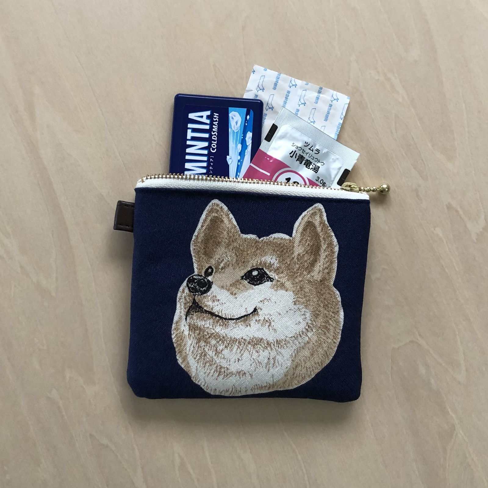 3色柴犬(ネイビー) 撒ける ハンドメイドマルチケース
