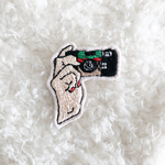 〔再販〕写すんです！昭和なカメラ　刺繍ブローチ
