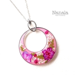 本物のお花のフープネックレス　レジンアクセサリ―