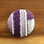 ビーズ刺繍くるみボタン（ヘアゴム/ブローチ）