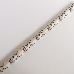 【ラミネート】リバティStrawberryFieldsオフ*50cm【たたんで発送】