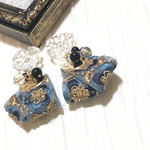 🌸アンティークなクリアフラワーのピアス🌸