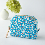 青と白の小花柄　スクエアポーチ