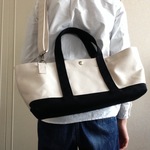 ヨコナガメトート‐ワイド(2ｗａｙ)　キナリ×クロ　帆布