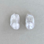 オイスターバロックパールピアス①