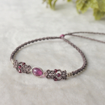 ロードライトガーネットとカレンシルバーの極細マクラメブレスレット