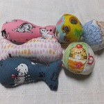 Catnip入りにゃんこのお手玉&お魚各3個♪