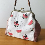 スイカとハチワレ猫のがま口バッグ