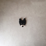 くろねこのブローチ