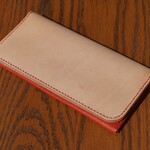 二色のレザー長財布【本革】