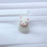 マスクチャーム　白猫（蛍光）