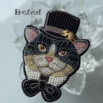 ビーズ刺繍のブローチ兼キーホルダー　-紳士的なネコ-