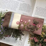 🐻felt de patchworkテディベアのペンケース🌸