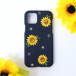 向日葵 刺繍iPhoneケース　リネン スマホケース   iPhone12 iPhone13 iPhoneSE ひまわり ネイビー