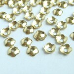 100個・4ｍｍ・ライトゴールド・ビーズキャップ・花・17052209