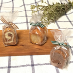 再販 2  可愛い♡袋入り食パン3個setパンマグネット⚘⚘
