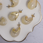 #248【1set】しずく型ゴールドピアス_ベージュ