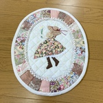 031 アップリケのスーのパッチワークタペストリー　スーのタペストリー　パッチワークキルトタペストリー