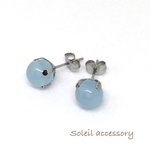 807【ブルーカルセドニー】天然石一粒ピアス＊8mm＊サージカルステンレス