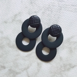 マットブラックピアス　サージカルステンレス
