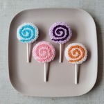 ロリポップキャンディーのもこもこ刺しゅうブローチ＊ピンク＊＊フリーステッチング＊＊ニードルパンチ＊フリーニードルステッチ