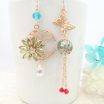 桃源郷のピアス*緑色の蓮と蝶