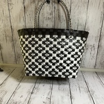 プラカゴ（黒白）