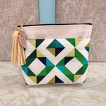 外ポケット付きタッセルポーチ／ジオメトリック柄ポーチ／ナプキンポーチ