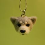 羊毛フェルト　秋田犬（虎毛）ストラップ