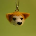 羊毛フェルト　秋田犬（赤）ストラップ